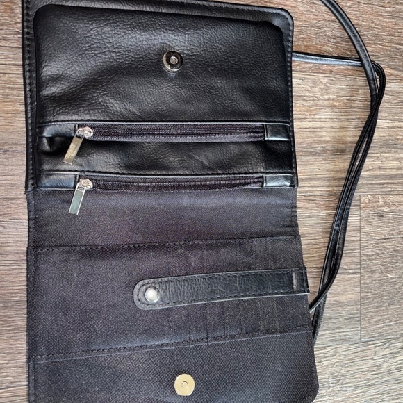 Safe Keeper black crossbody purse - Picture 7 of 8